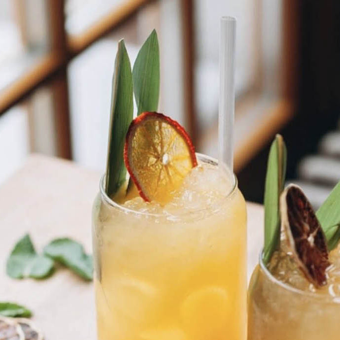 can shape glasses, orange cocktail