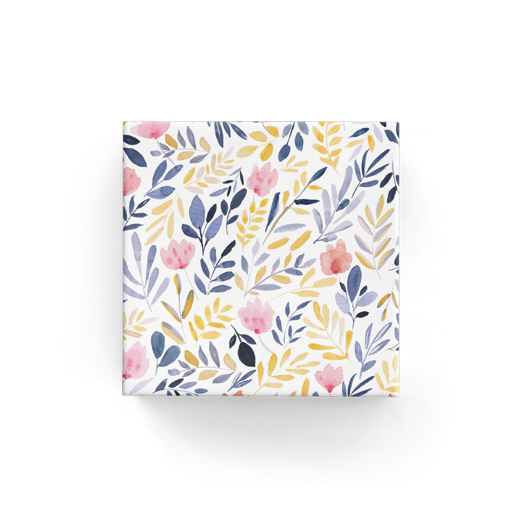 BW 60HF Hollys Floral on Matte Wrap Leisure Coast Hospitality & Packaging Supplies
